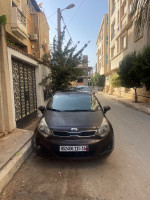 voitures-kia-rio-5-portes-2015-algerie