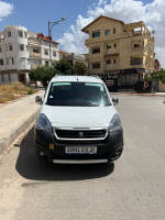 commerciale-peugeot-partner-2015-b9-el-khroub-constantine-algerie