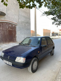 voitures-peugeot-205-1998-msila-algerie