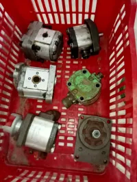 Pompes hydrauliques Pour engins et chariot élévateur 