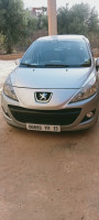 voitures-peugeot-207-2011-tlemcen-algerie