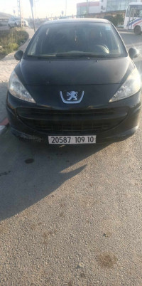 voitures-peugeot-207-2009-active-bouira-algerie