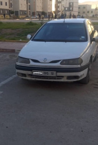 voitures-renault-laguna-1-1995-tebessa-algerie