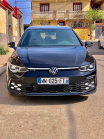 voitures-volkswagen-golf-8-2023-gtd-bou-ismail-tipaza-algerie