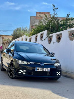 voitures-volkswagen-golf-8-2023-gtd-bou-ismail-tipaza-algerie