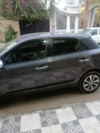 voitures-hyundai-i20-2018-prestige-ouled-el-alleug-blida-algerie