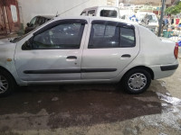 voitures-renault-clio-classique-2004-khemis-miliana-ain-defla-algerie