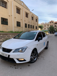 voitures-seat-ibiza-2015-black-line-bouhadjar-el-tarf-algerie