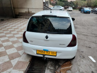 voitures-renault-clio-campus-2012-bye-bouira-algerie