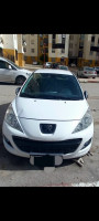 voitures-peugeot-207-2012-el-eulma-setif-algerie