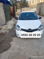 citadine-renault-clio-campus-2015-rahmania-alger-algerie