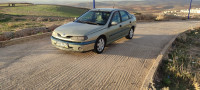 voitures-renault-laguna-1-1995-el-khroub-constantine-algerie