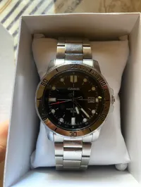 Montre Casio Original avec garantie 