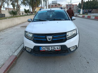 voitures-dacia-sandero-2014-stepway-mila-algerie