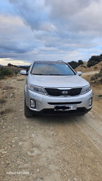 voitures-kia-sorento-2014-ichmoul-batna-algerie