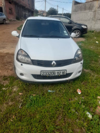 voitures-renault-clio-campus-2012-boudouaou-boumerdes-algerie