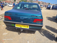 voitures-peugeot-405-1994-jijel-algerie