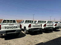 voitures-toyota-hilux-2025-south-africa-ouargla-algerie