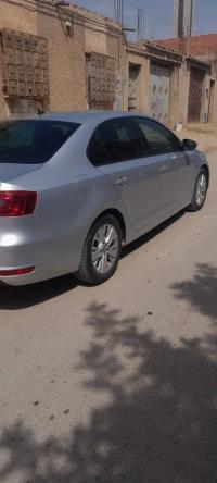 سيارات-volkswagen-jetta-2014-life-المحمدية-معسكر-الجزائر