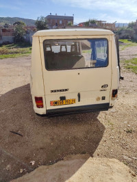 bus-peugeot-j5-1993-beni-oulbane-skikda-algerie