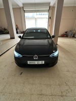 voitures-volkswagen-golf-8-2022-active-chlef-algerie