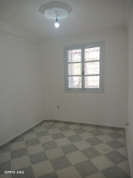 appartement-location-f4-annaba-algerie