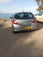 voitures-opel-corsa-2013-larhat-tipaza-algerie