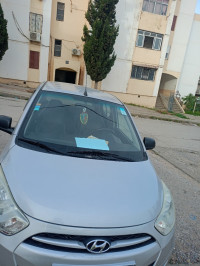 voitures-hyundai-i10-2015-gl-plus-jijel-algerie