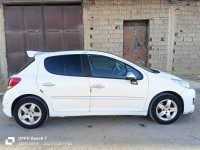 voitures-peugeot-207-2012-allure-laghouat-algerie