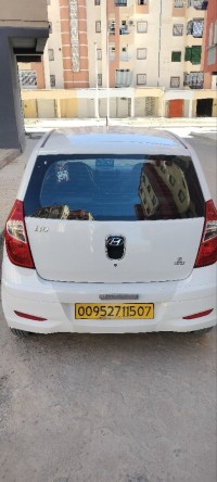 سيارات-hyundai-i10-2015-بسكرة-الجزائر