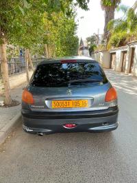 سيارات-peugeot-206-2005-بئر-خادم-الجزائر