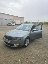 سيارات-skoda-octavia-2013-مشدا-الله-البويرة-الجزائر