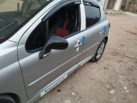 cars-peugeot-207-2011-jijel-algeria