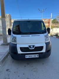 سيارات-peugeot-boxer-2012-سطيف-الجزائر