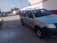 voitures-toyota-hilux-2013-sidi-bel-abbes-algerie