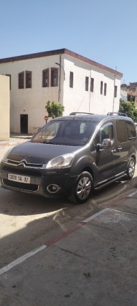 السيارات-النفعية-citroen-berlingo-2014-سيدي-عكاشة-الشلف-الجزائر