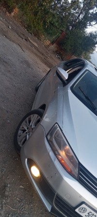سيارات-volkswagen-jetta-2014-تامريجت-بجاية-الجزائر