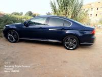 grande-berline-volkswagen-passat-2018-bordj-el-kiffan-alger-algerie