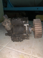 pieces-moteur-pompe-dinjection-simans-ford-fiesta-encienne-les-eucalyptus-alger-algerie