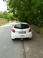 citadine-peugeot-208-2018-allure-facelift-maoklane-setif-algerie