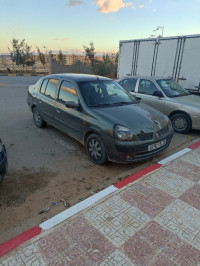 voitures-renault-clio-classique-2004-bou-saada-msila-algerie