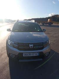 voitures-dacia-sandero-2017-bir-mourad-rais-alger-algerie