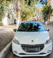 voitures-peugeot-208-2013-allure-bejaia-algerie