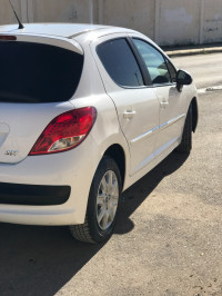 voitures-peugeot-207-plus-2013-ain-bessem-bouira-algerie