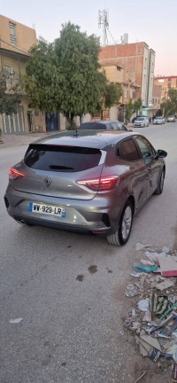 voitures-renault-clio-5-2024-esprit-alpine-djelfa-algerie