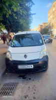 voitures-renault-kangoo-2012-les-eucalyptus-alger-algerie