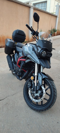 motos-et-scooters-lifan-kpt-200-4v-2024-said-hamdine-alger-algerie