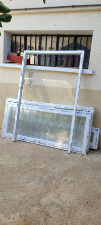 materiaux-de-construction-vitrine-pvc-b-zdjadj-double-vitrage-ain-naadja-alger-algerie