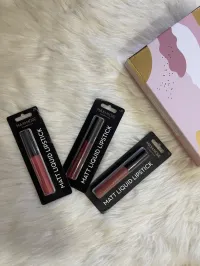 Lipstick /rouge à lèvres max and more