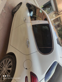 voitures-bugatti-208-2016-el-bayadh-algerie